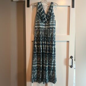 Elegant Blue and White Patterned Dress